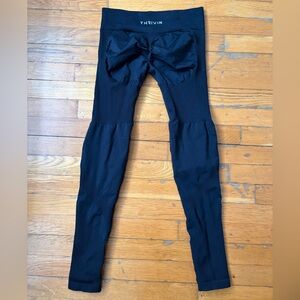 Butt Scrunch Black Ribbed Leggings